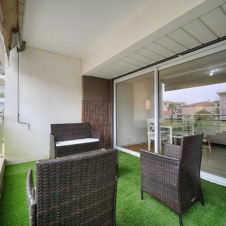 Immogroom - Terrace - Near Shops - Parking - Wifi - Ac Livingroom * カンヌ