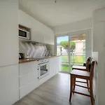 شقة Upstays Terrace 50M2 Apartment Carnot